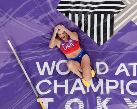 The American vaulter wins third straight world championship vaulting gold in thrilling Tokyo final